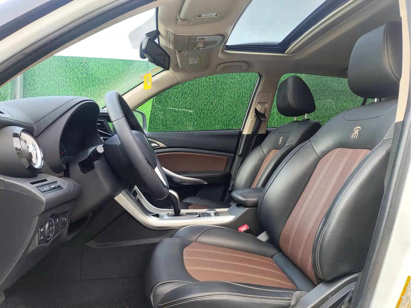 BYD Song New Energy 2017 Song DM 1.5TID Full-time 4WD Luxury фото 4