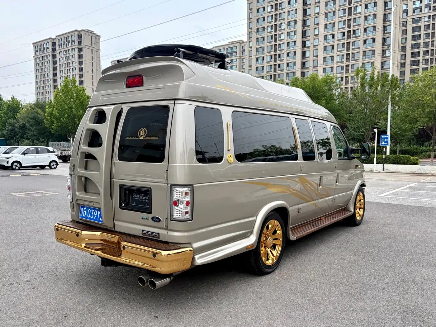 Ford E350 2014 2011 5.4L Platinum Limited Edition