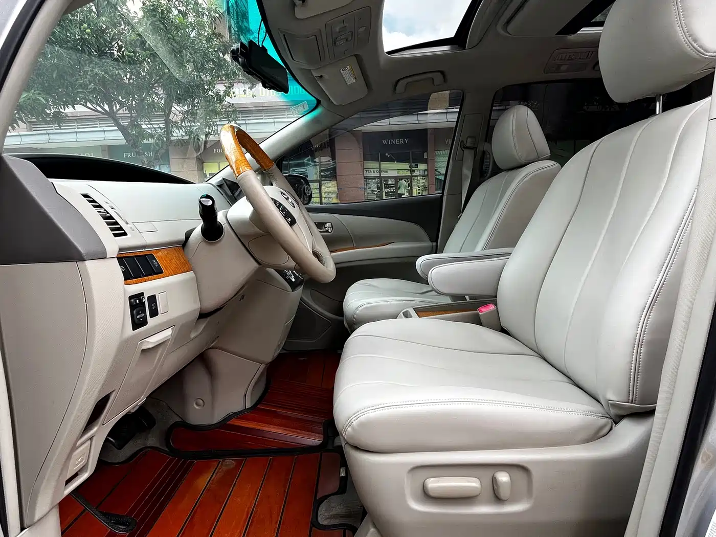 Toyota Previa 2007 3.5L 7-Seater Luxury фото 12