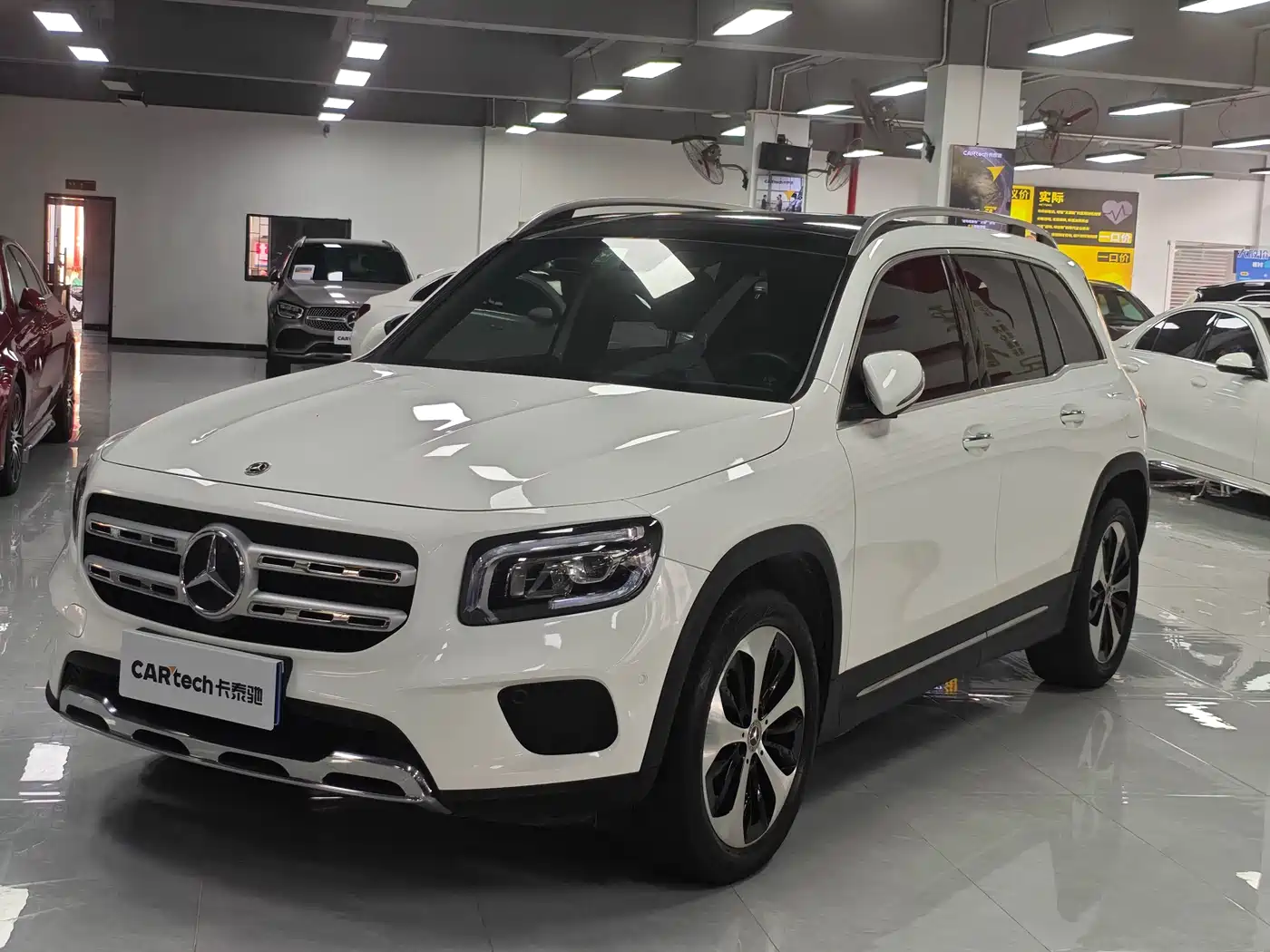 Mercedes-Benz GLB 2022 Model GLB 200 Fashion Edition