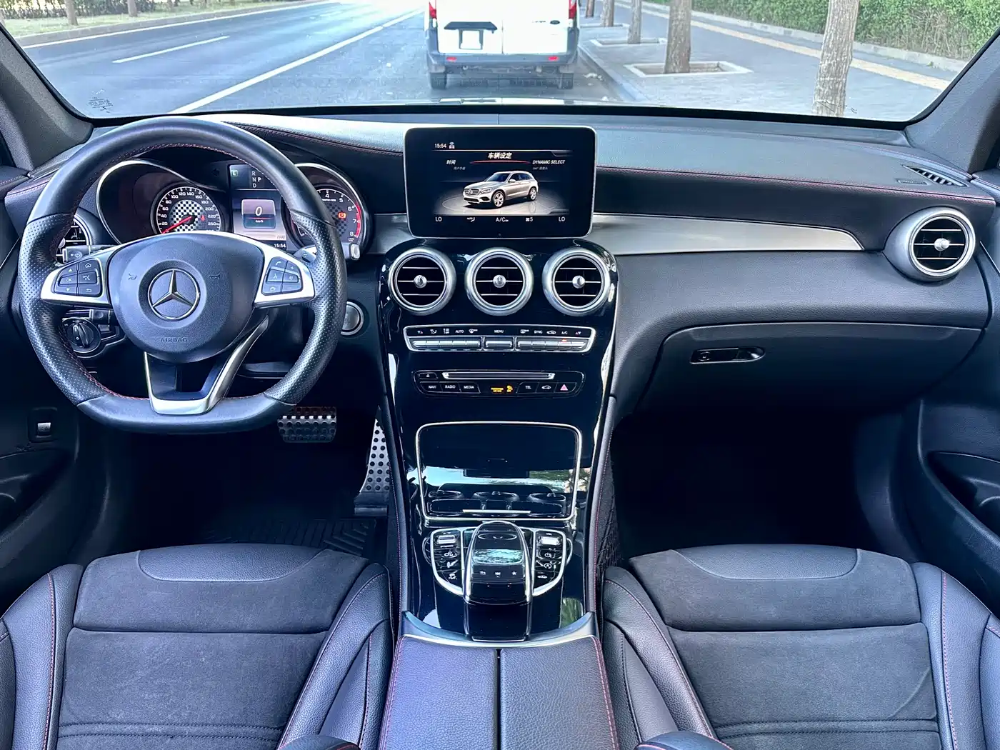 Mercedes-Benz GLC AMG 2017 AMG GLC 43 4MATIC фото 7