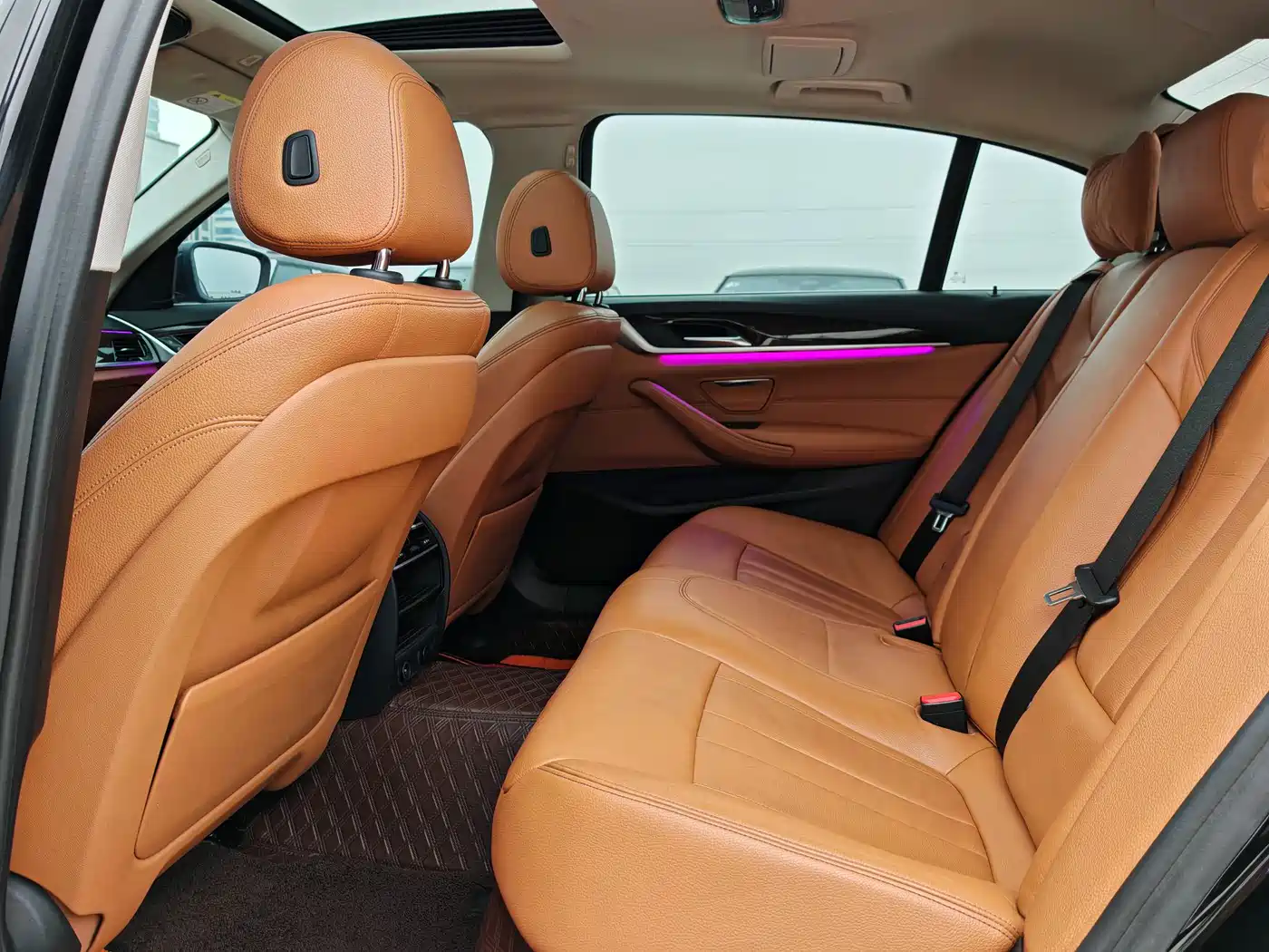 BMW 5 Series 2018 528Li Launch Special Edition фото 15