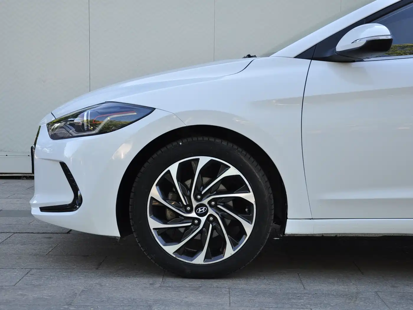 Hyundai Elantra 2019 1.5L CVT Smart Elite фото 6