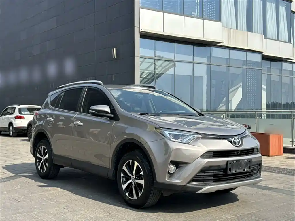 Toyota RAV4 Rongfang 2016 2.0L CVT 2WD Smart (China V) фото 13