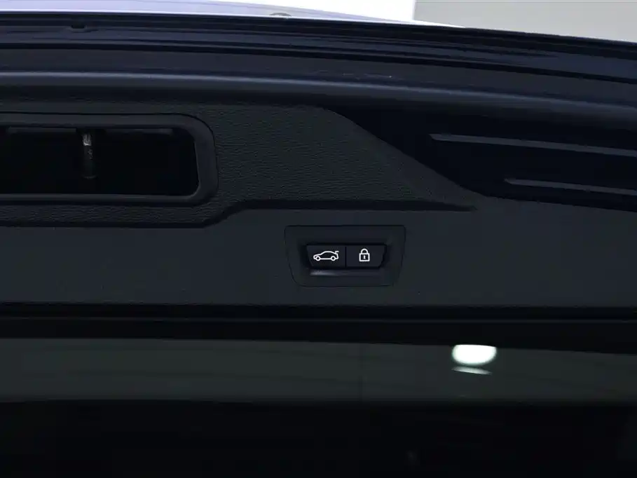 BMW X5 (Import) 2018 xDrive35i M Sport Model фото 33
