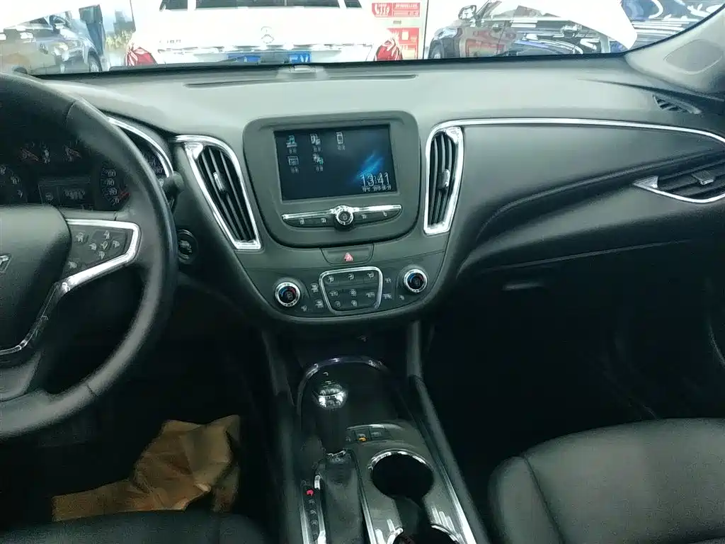 Chevrolet Malibu XL 2018 530T Auto RuiChi Edition фото 13