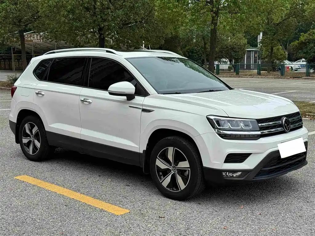 Volkswagen Tharu, миниатюра 10