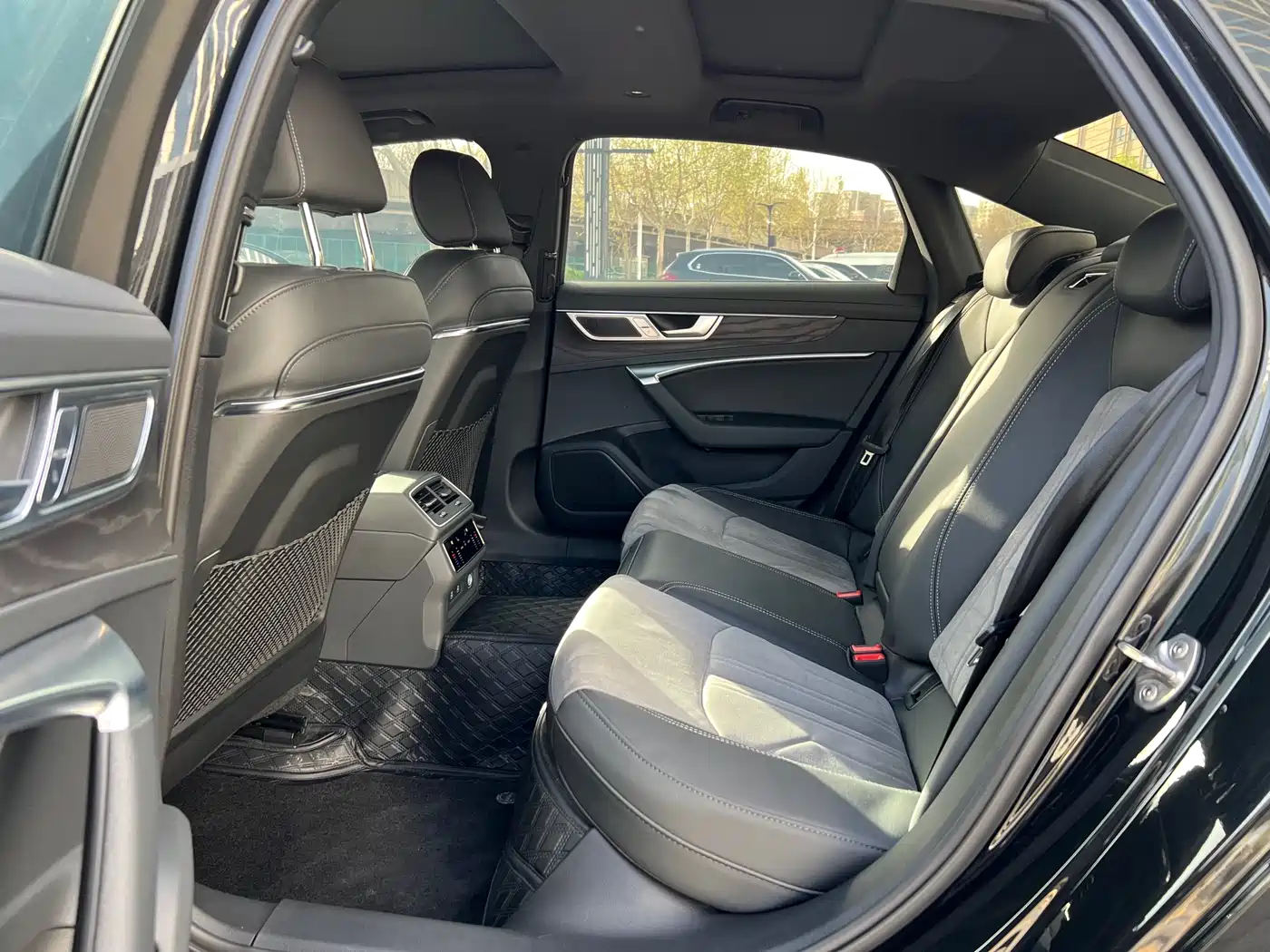 Audi A6L 2024 45 TFSI quattro Premium Dynamic фото 14