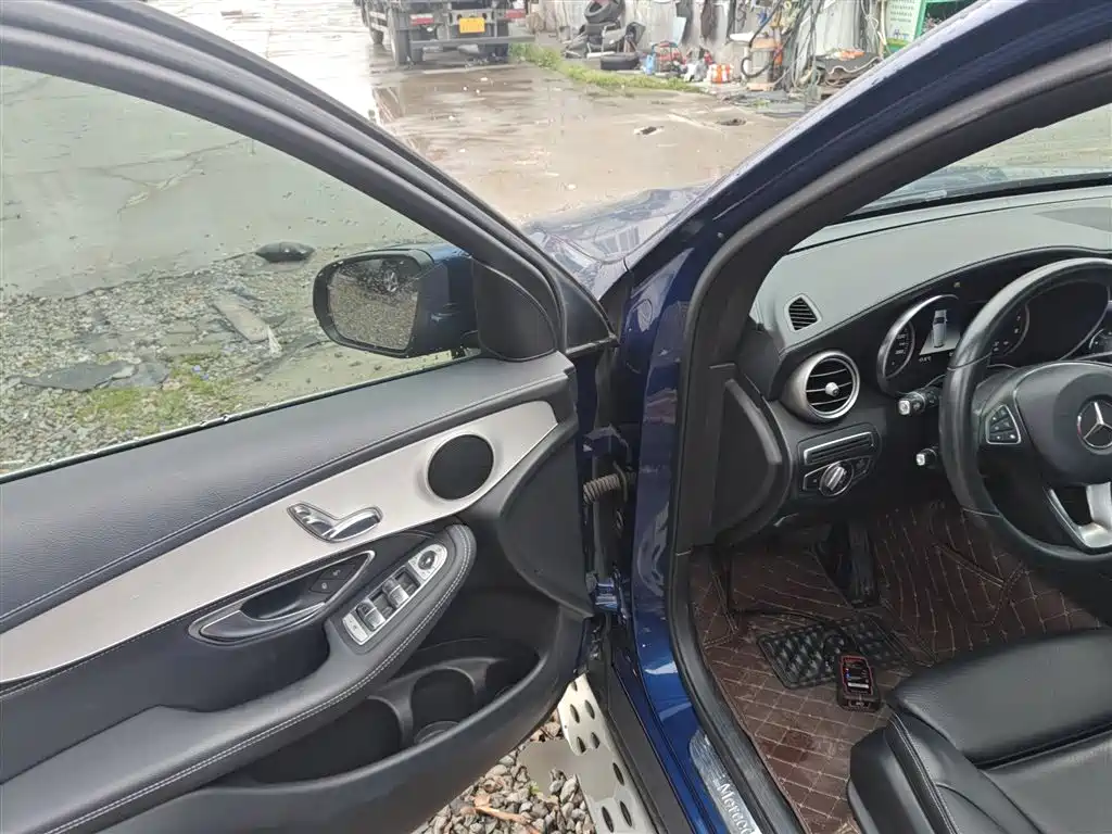 Mercedes-Benz GLC 2018 GLC 200 4MATIC фото 12
