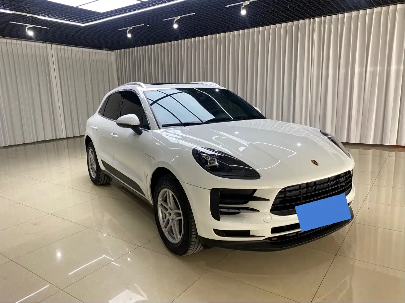 Porsche Macan 2018 Macan 2.0T фото 2
