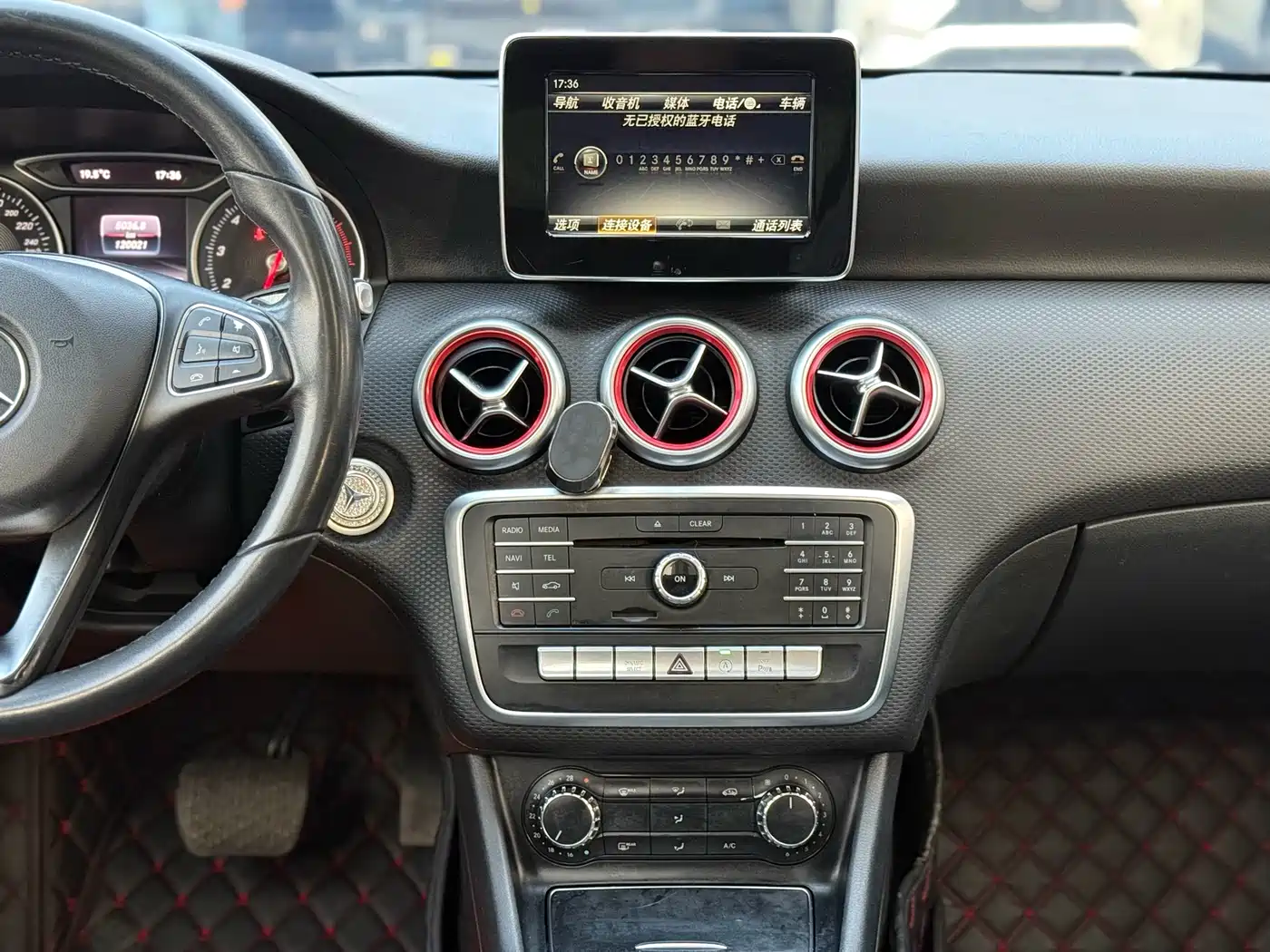 Mercedes-Benz A-Class (Import) 2016 A 200 Dynamic фото 10