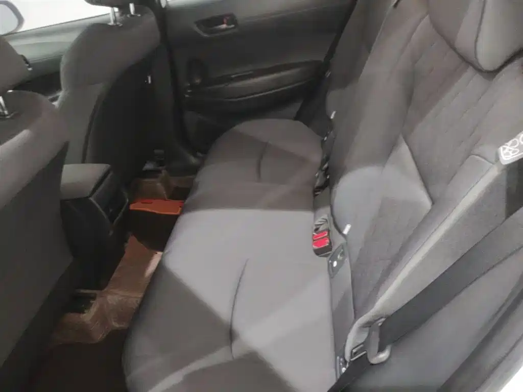 Toyota Corolla Cross 2022 2.0L Pioneer Edition фото 24