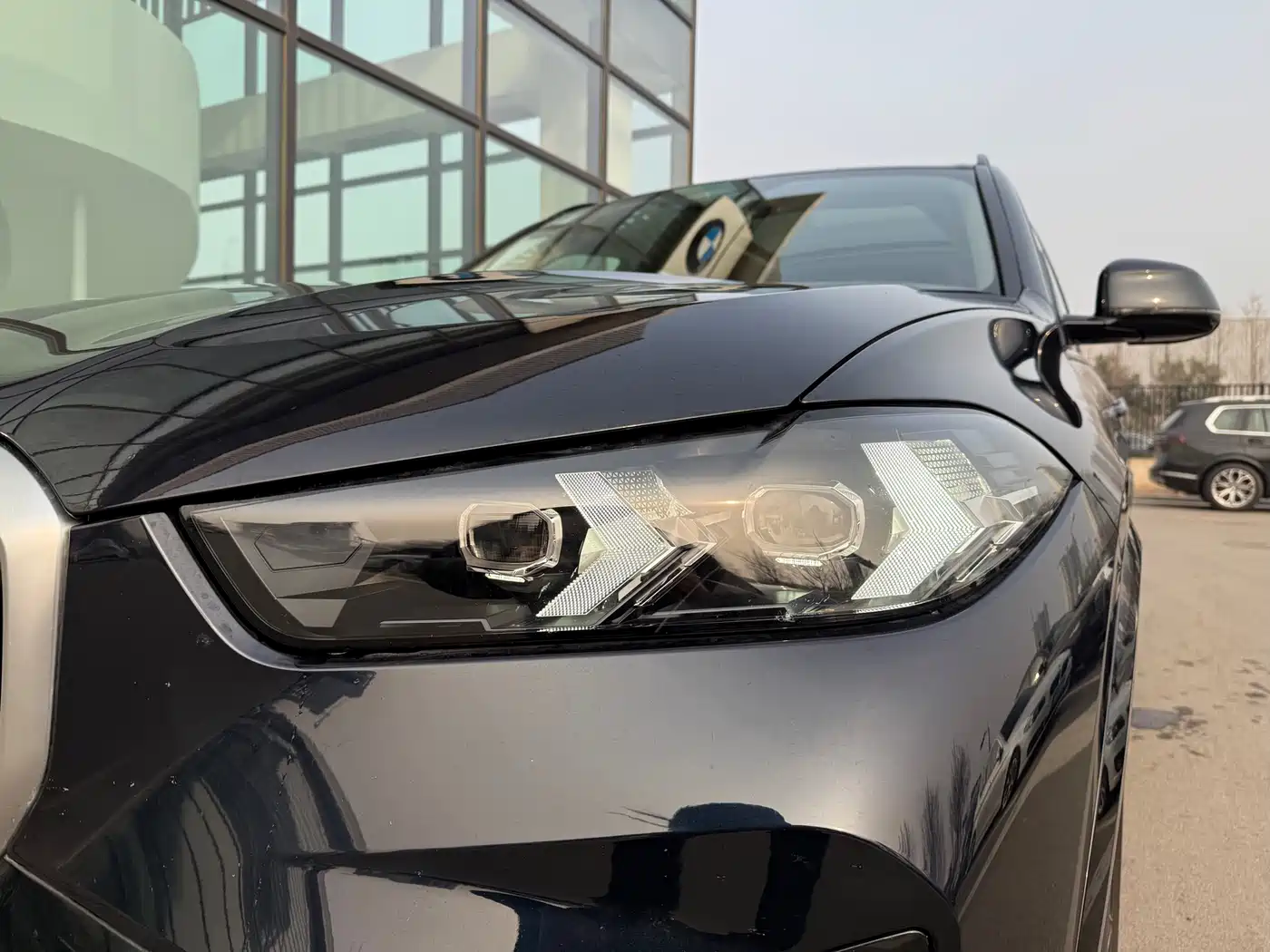 BMW X5 2025 Model xDrive 30Li Exclusive M Sport Blackout Package фото 3