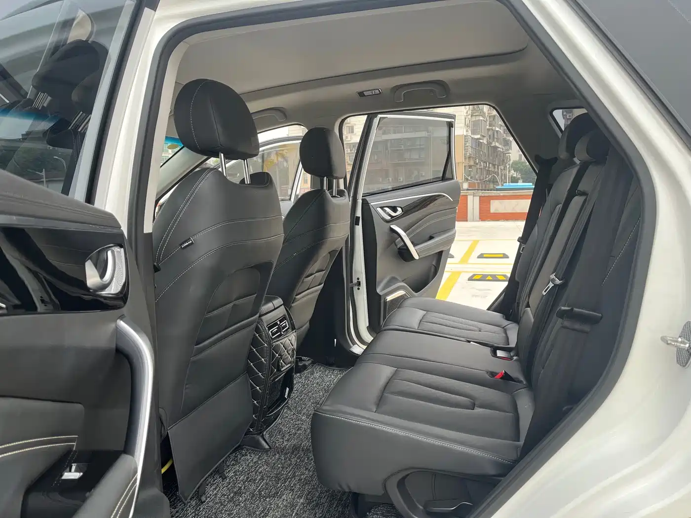 Jetour X90 2021 2021 1.6T DCT Shadow Premium Edition 7-Seater