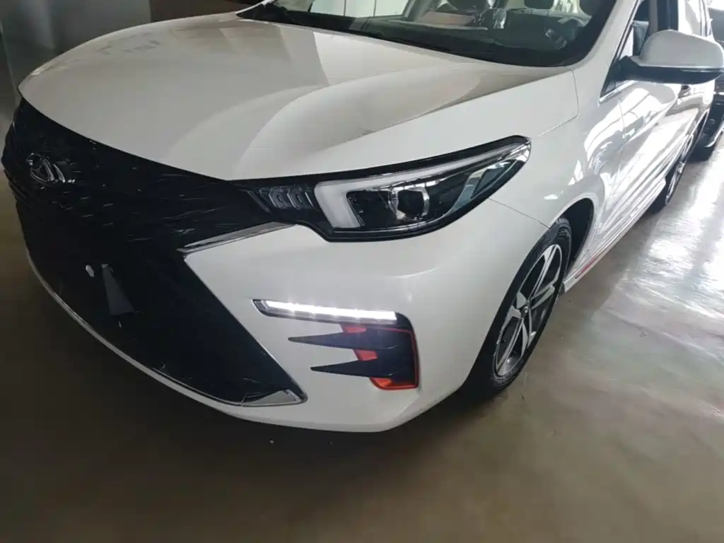 Photo 24 - Chery Arrizo 5 PLUS