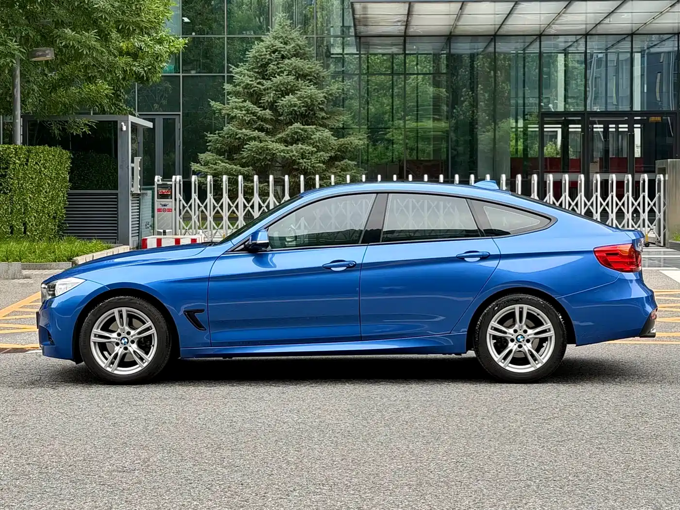 BMW 3 Series GT 2014 328i xDrive Design Package фото 7
