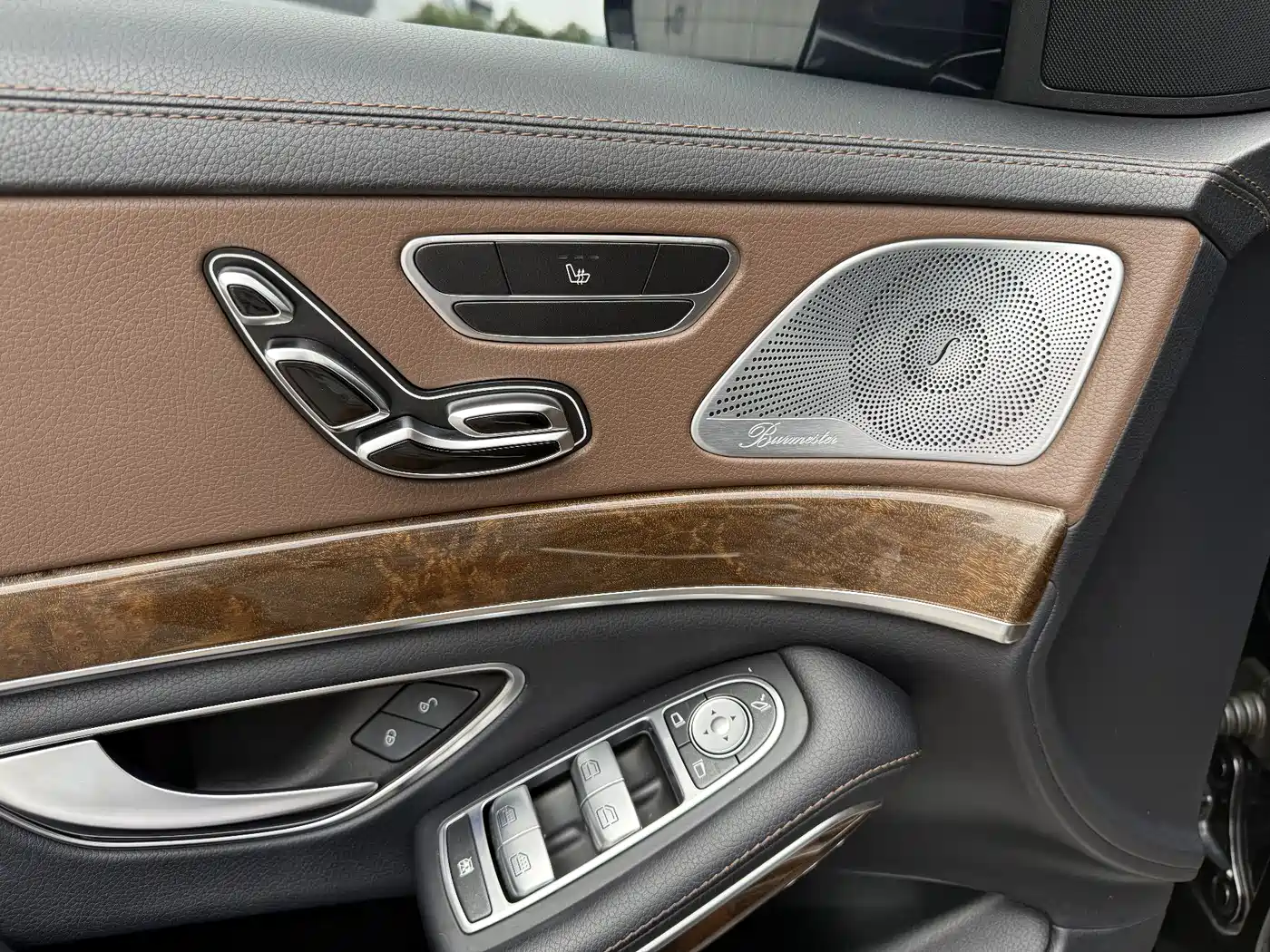 Mercedes-Benz S-Class 2017 S 320 L Luxury фото 11