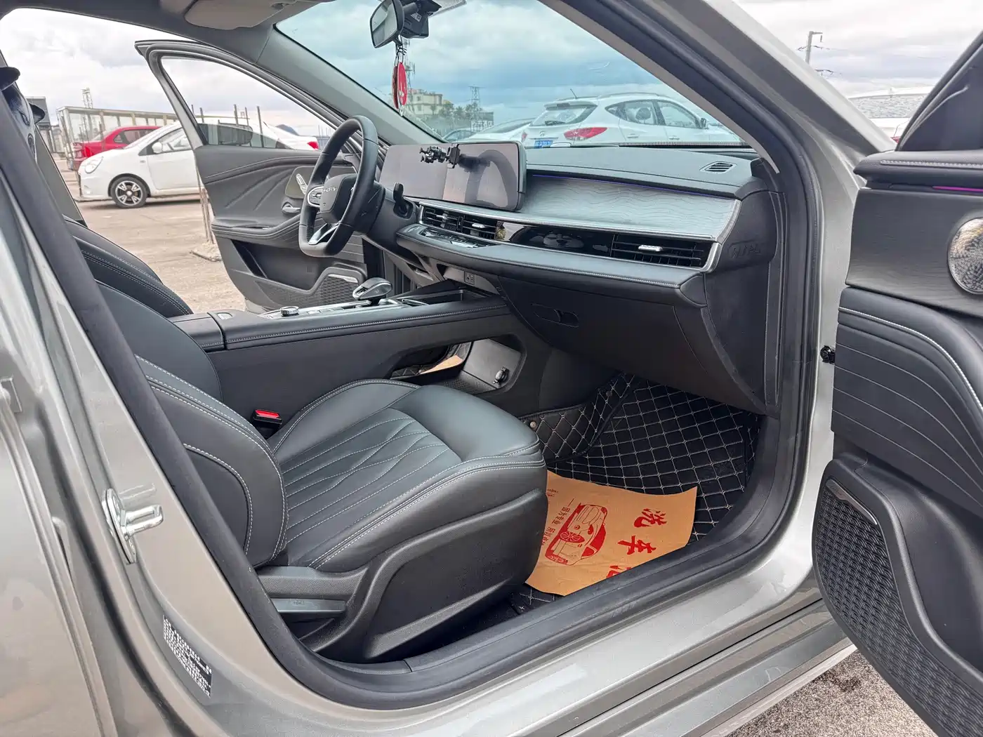 CHERY ARRIZO 8