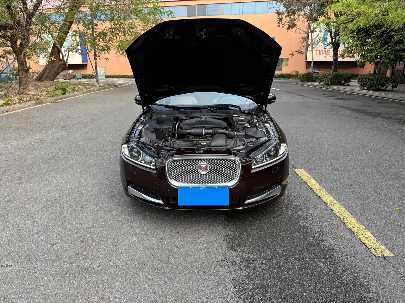 Jaguar XF 2015 2015 XF 2.0T Style Edition