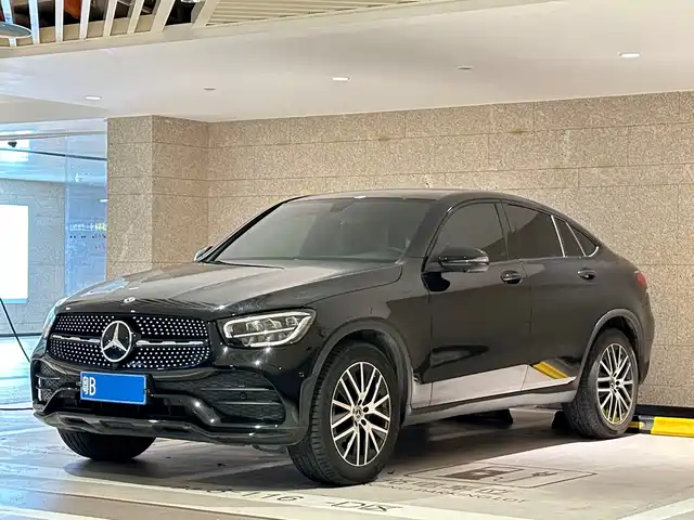 Mercedes-Benz Mercedes-Benz GLC Coupe 2023 Facelift GLC 260 4MATIC Coupe SUV