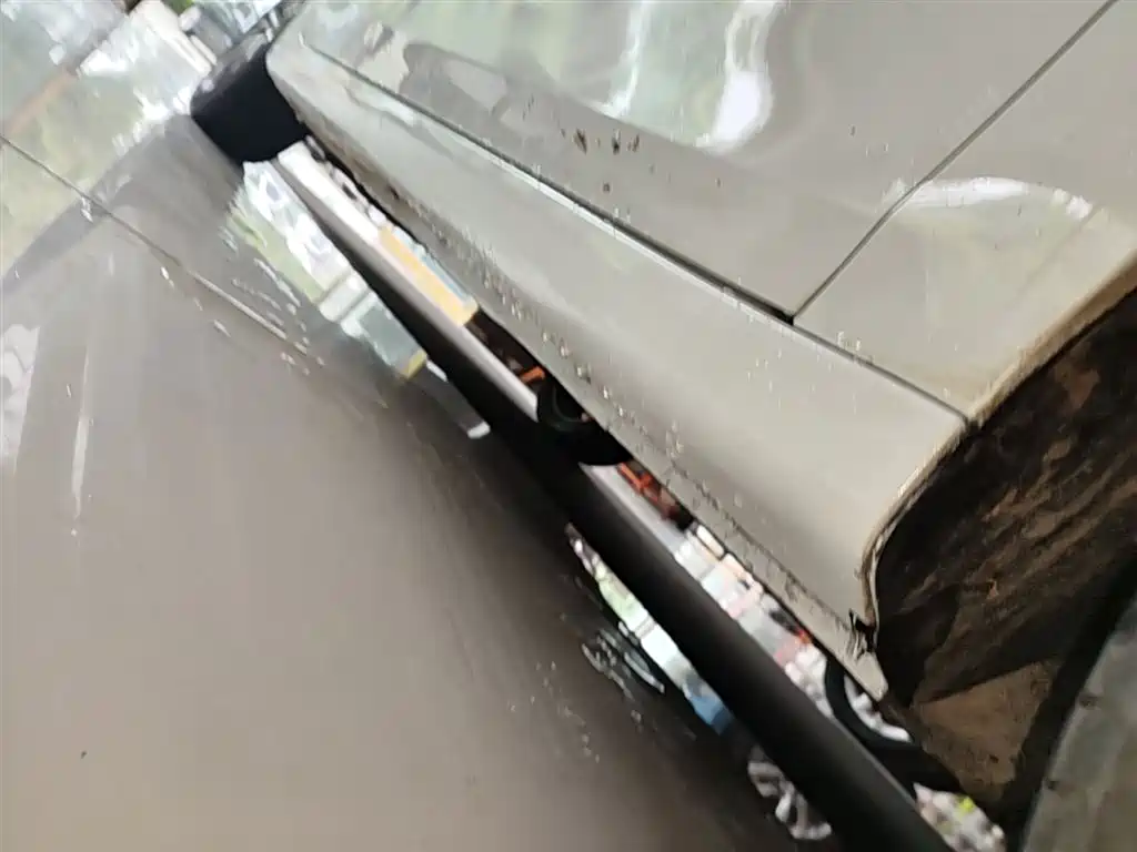 Roewe i6 2020 2020 PLUS 1.6L CVT 4G Connected Glory Flagship Edition