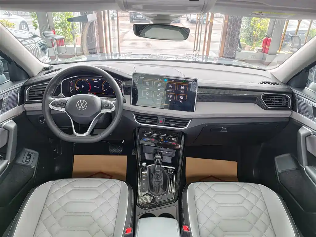 Volkswagen Tayron 2023 300TSI 2WD Luxury Plus Advanced Edition фото 14