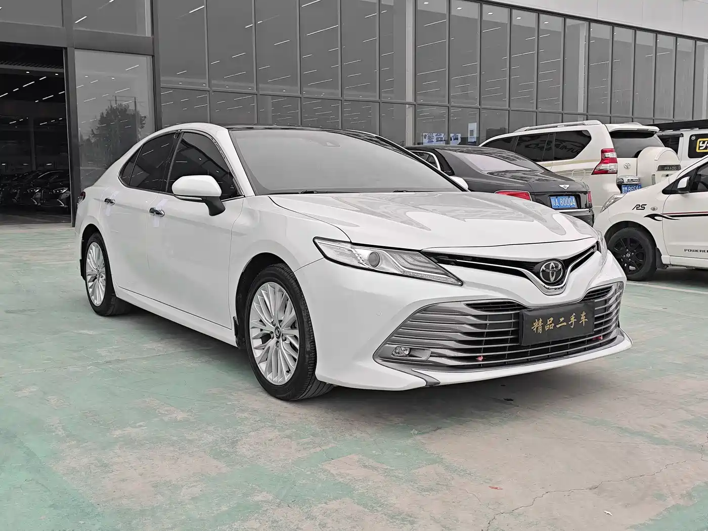 Toyota Camry 2019 2.5G Luxury Edition China VI фото 3