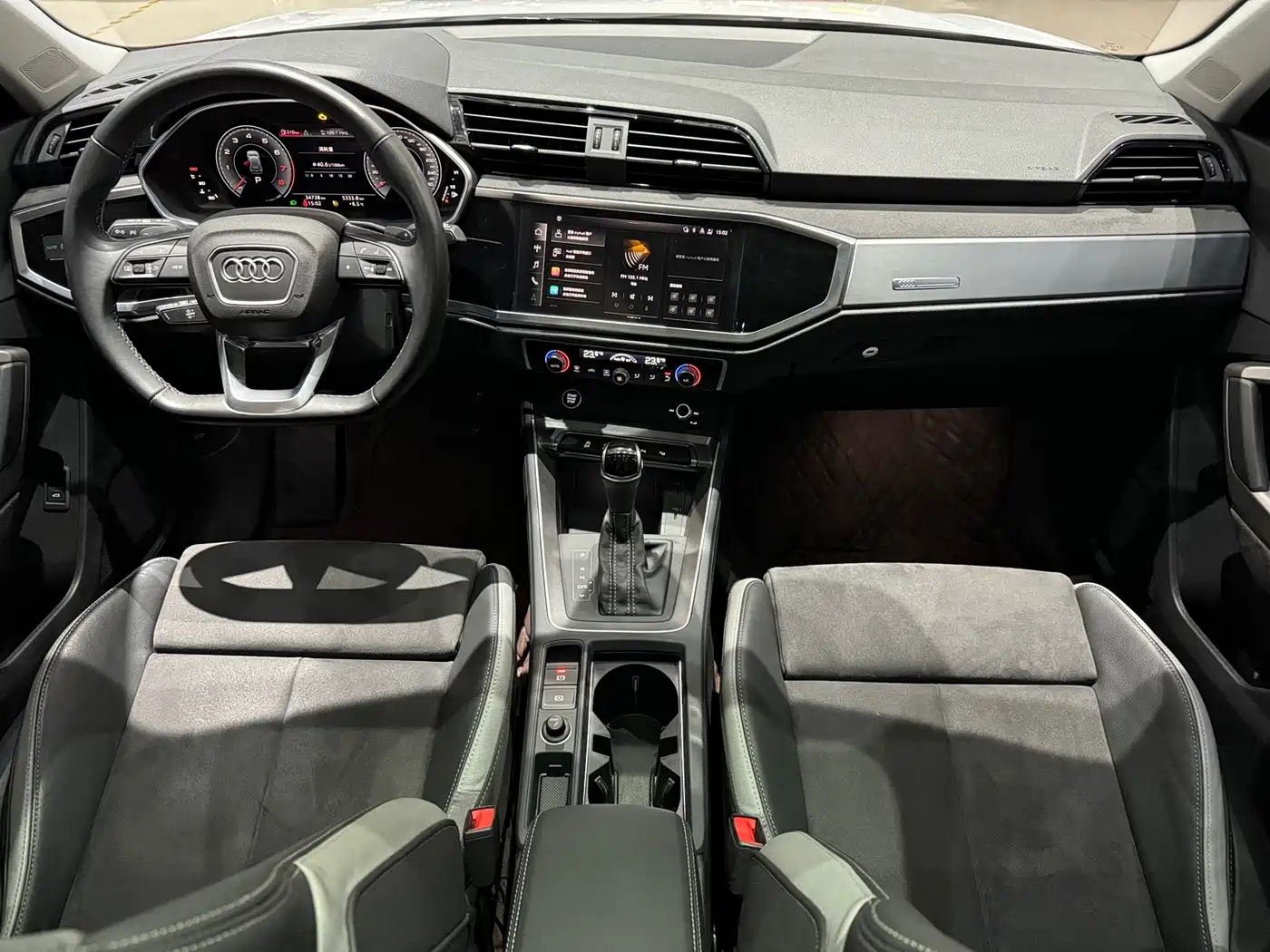 Audi Q3 2023 35 TFSI Fashion Dynamic Model (1.5T) фото 6