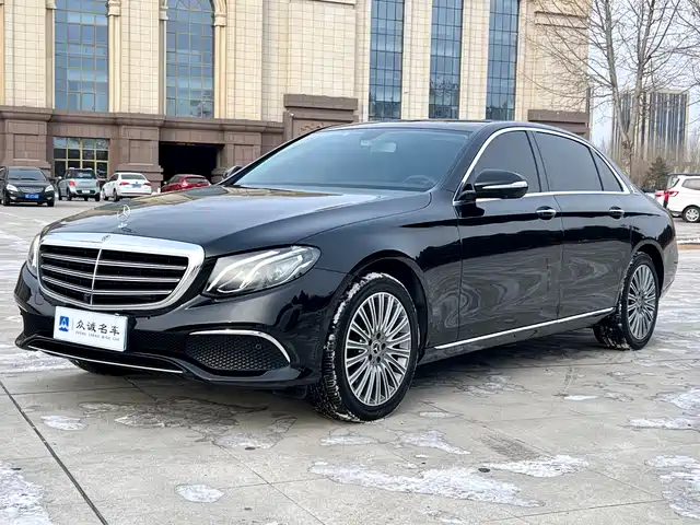 MERCEDES-BENZ E CLASS