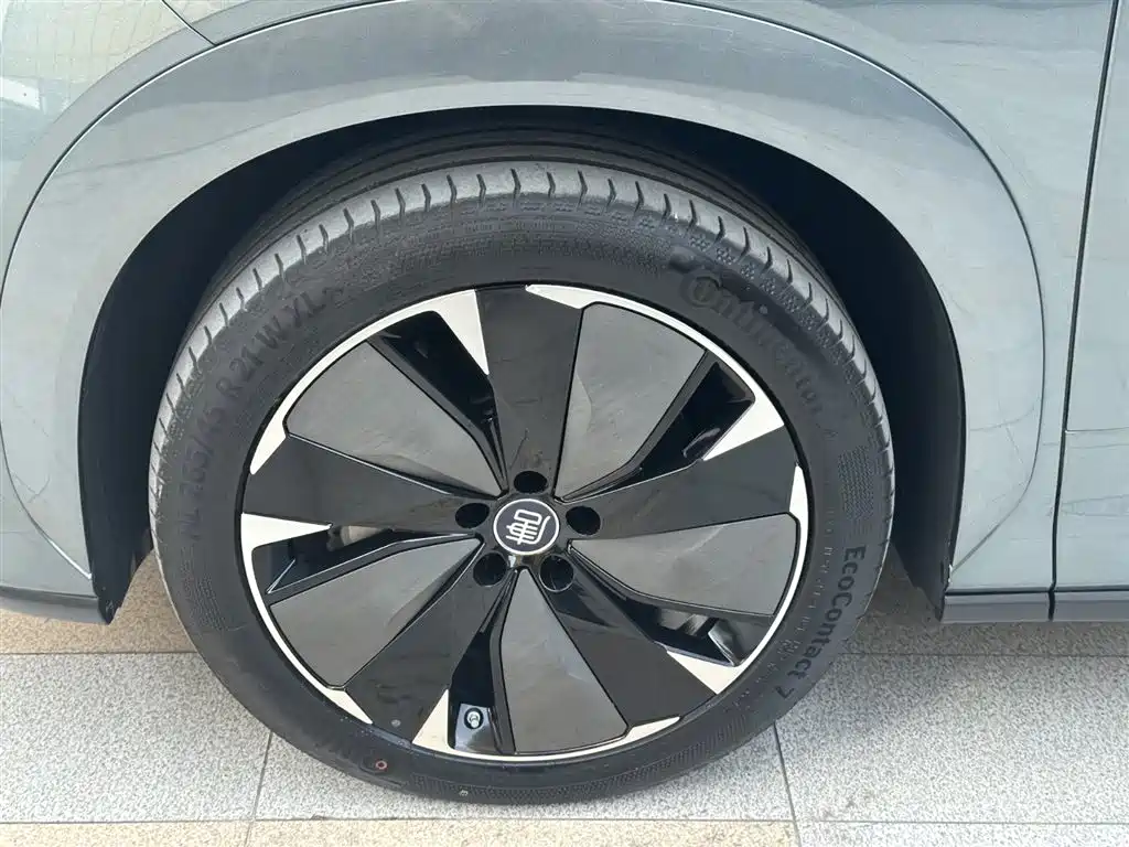 BYD Tang L 2025 DM 175KM Drone Player Edition фото 24