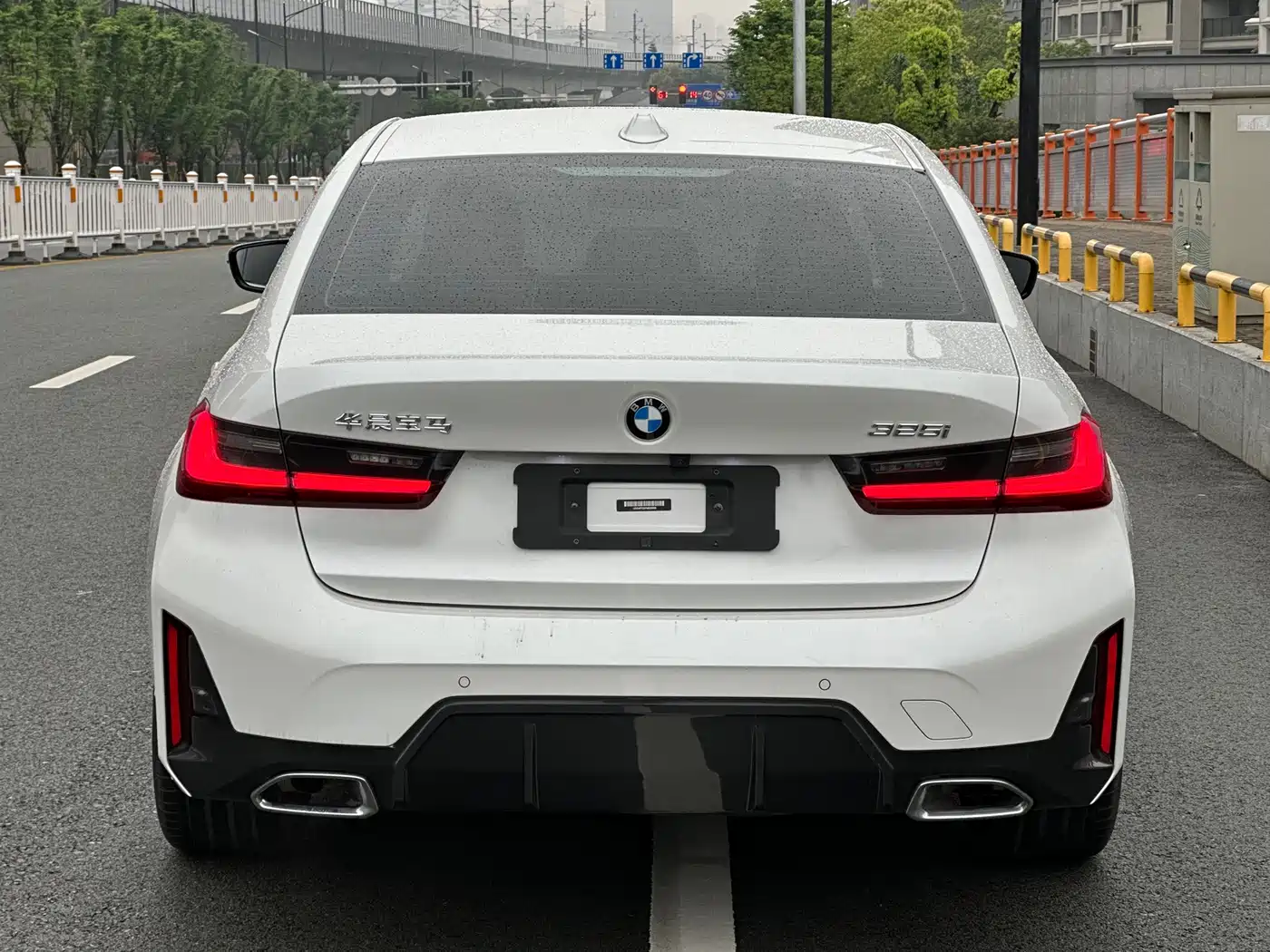 BMW 3 Series 2023 325i M Sport Package фото 13