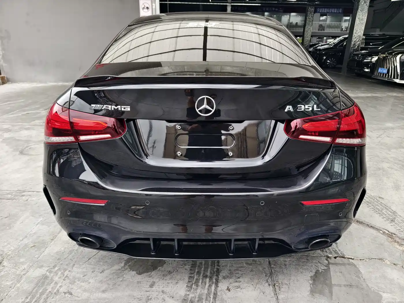 Mercedes-Benz A-Class AMG 2019 AMG A 35 L 4MATIC фото 19
