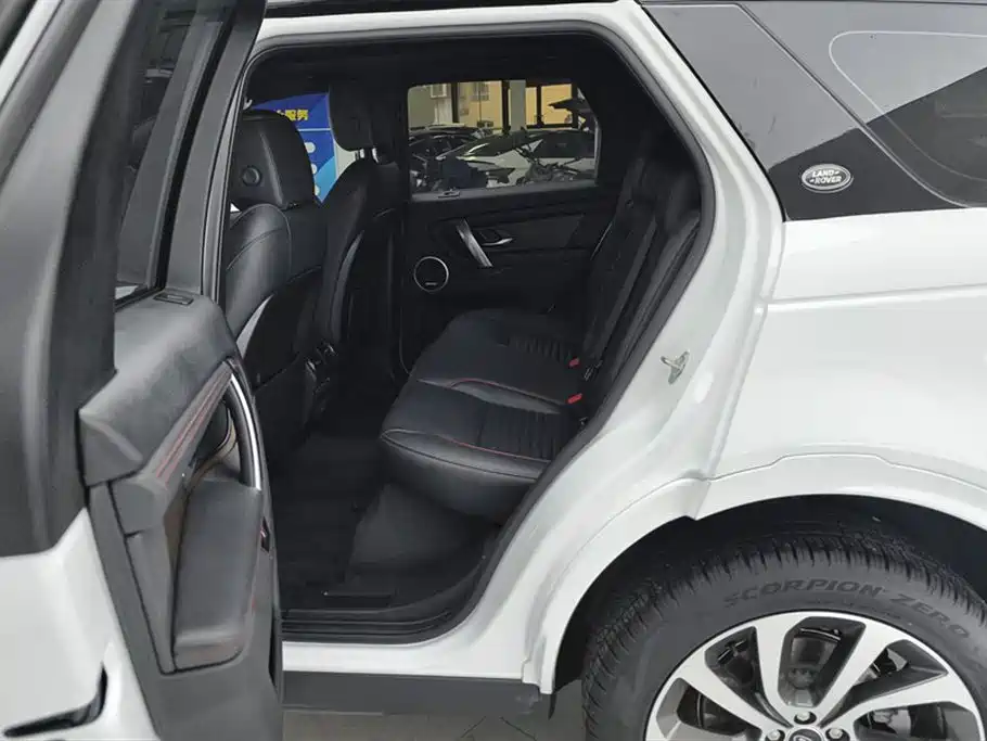 Land Rover Discovery Sport 2023 249PS R-Dynamic SE Performance Technology Version фото 11