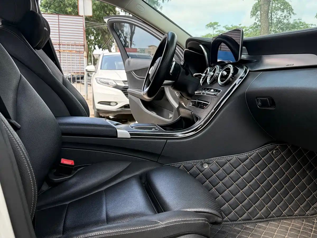 Mercedes-Benz C-Class 2020 C 200 L Fashion Sport фото 16