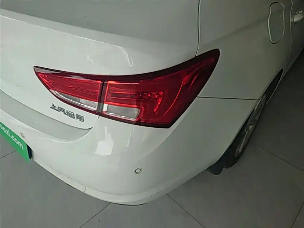 Buick Verano 2018 Sedan 15S Automatic Leading фото 8