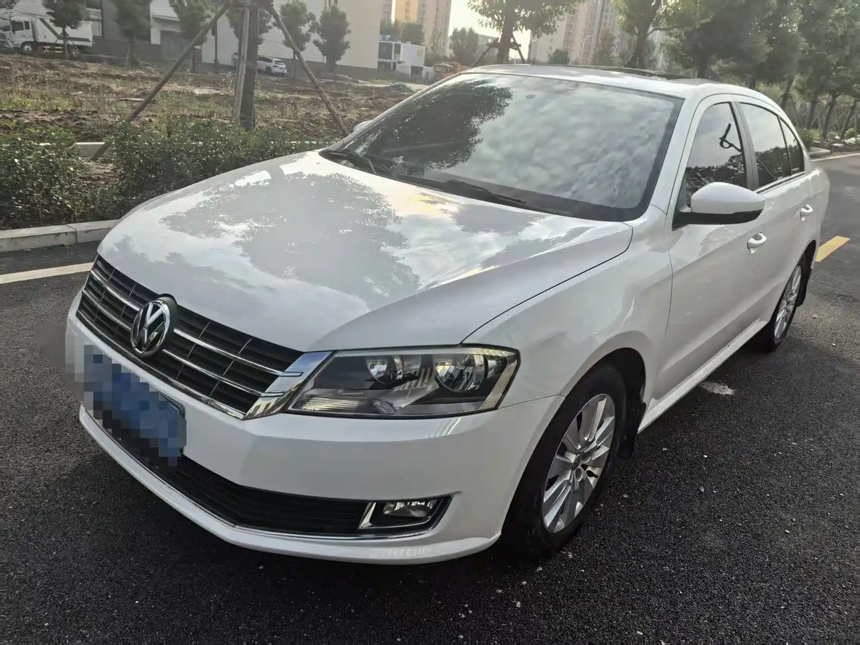 صورة 1 - Volkswagen Lavida