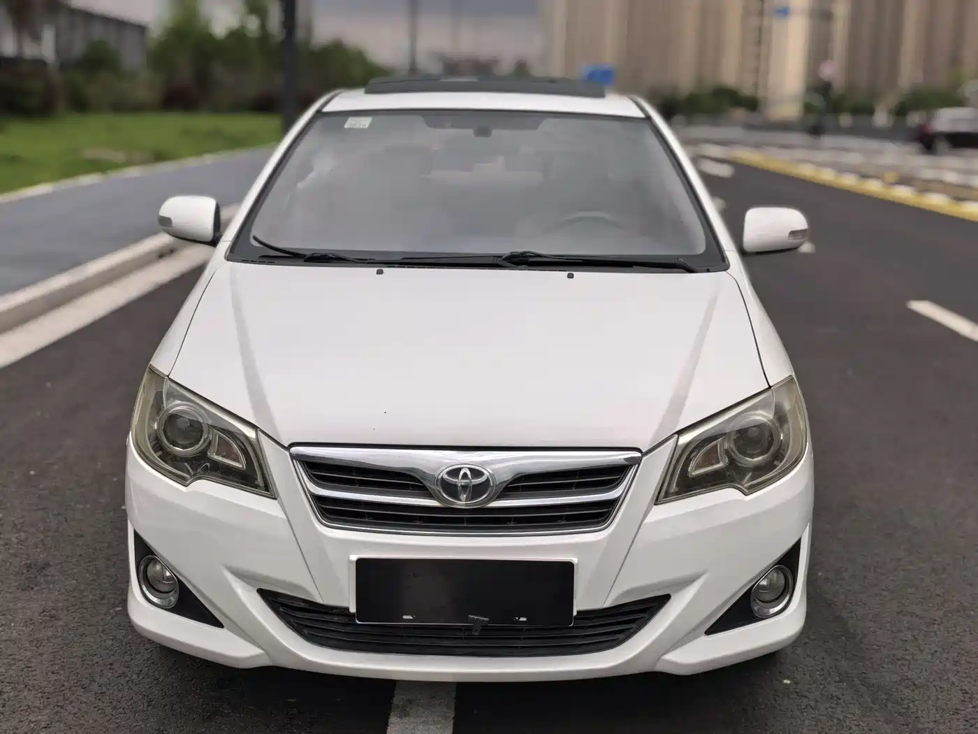 Toyota Corolla 2013 1.6L Manual Excellence Edition фото 2