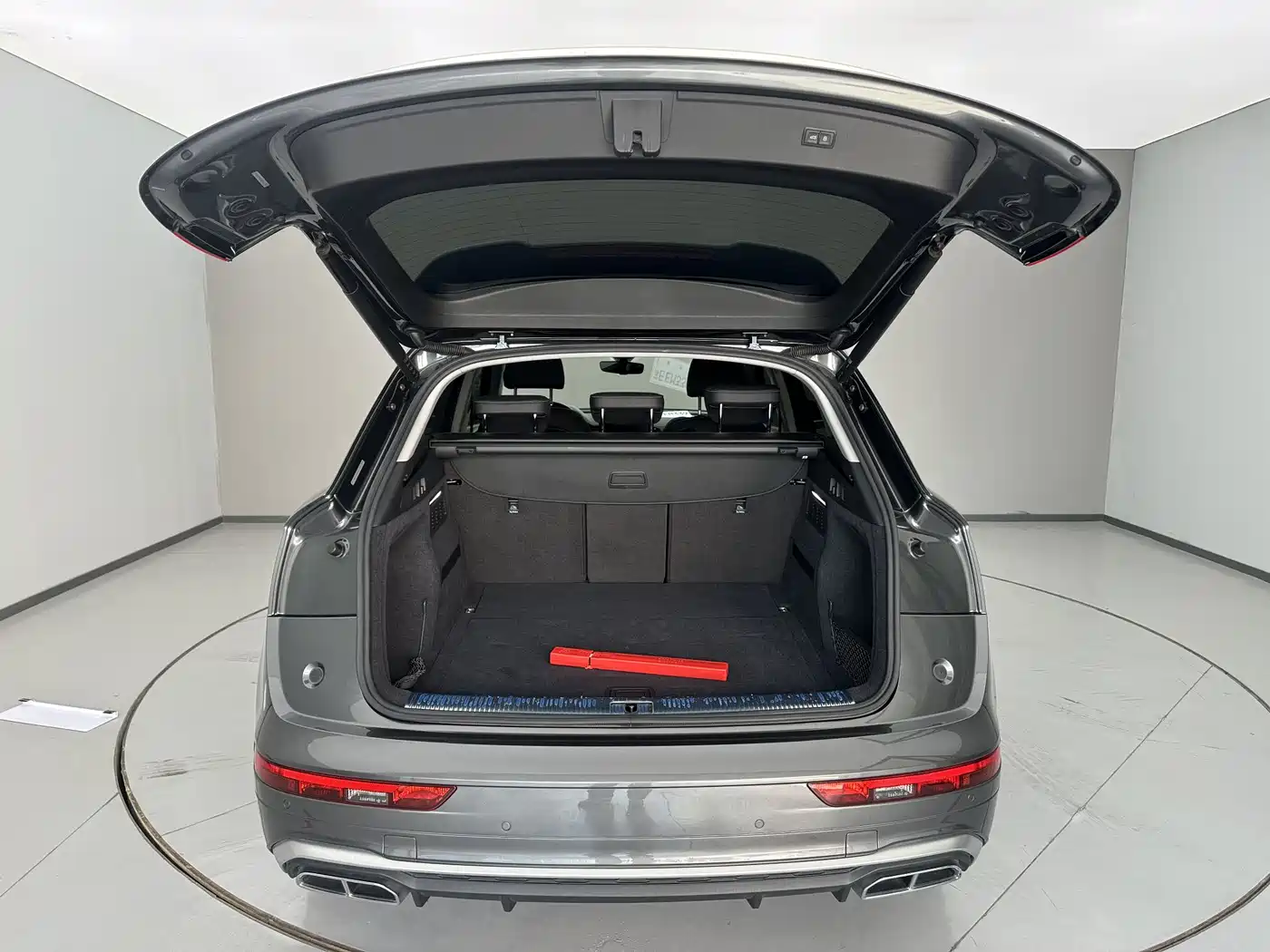Audi Q5L 2022 40T Luxury Dynamic фото 6
