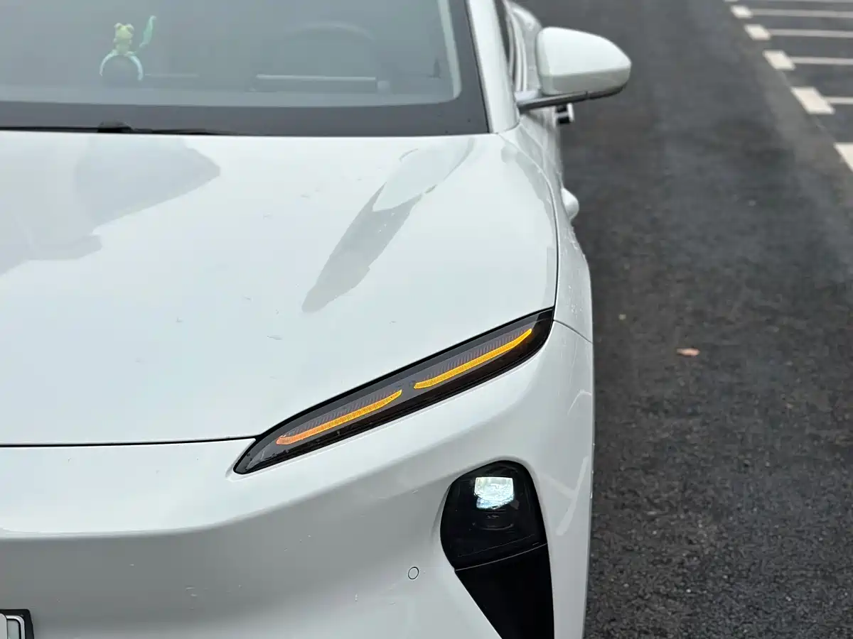 NIO ET5 2024 75kWh фото 16
