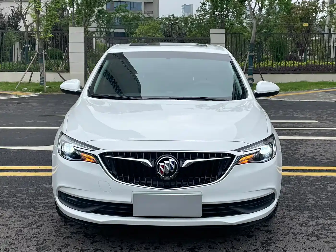 Buick Excelle 2021 Exemplar 1.5L Auto Elite фото 2
