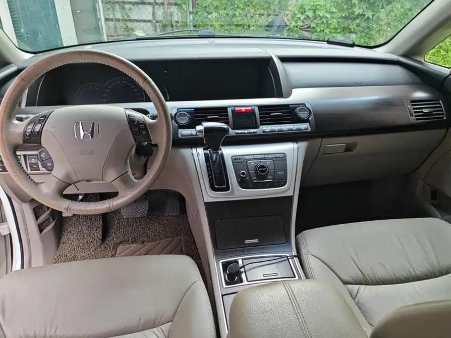 Honda Elysion 2016 2015 2.4L VTi-S Premium