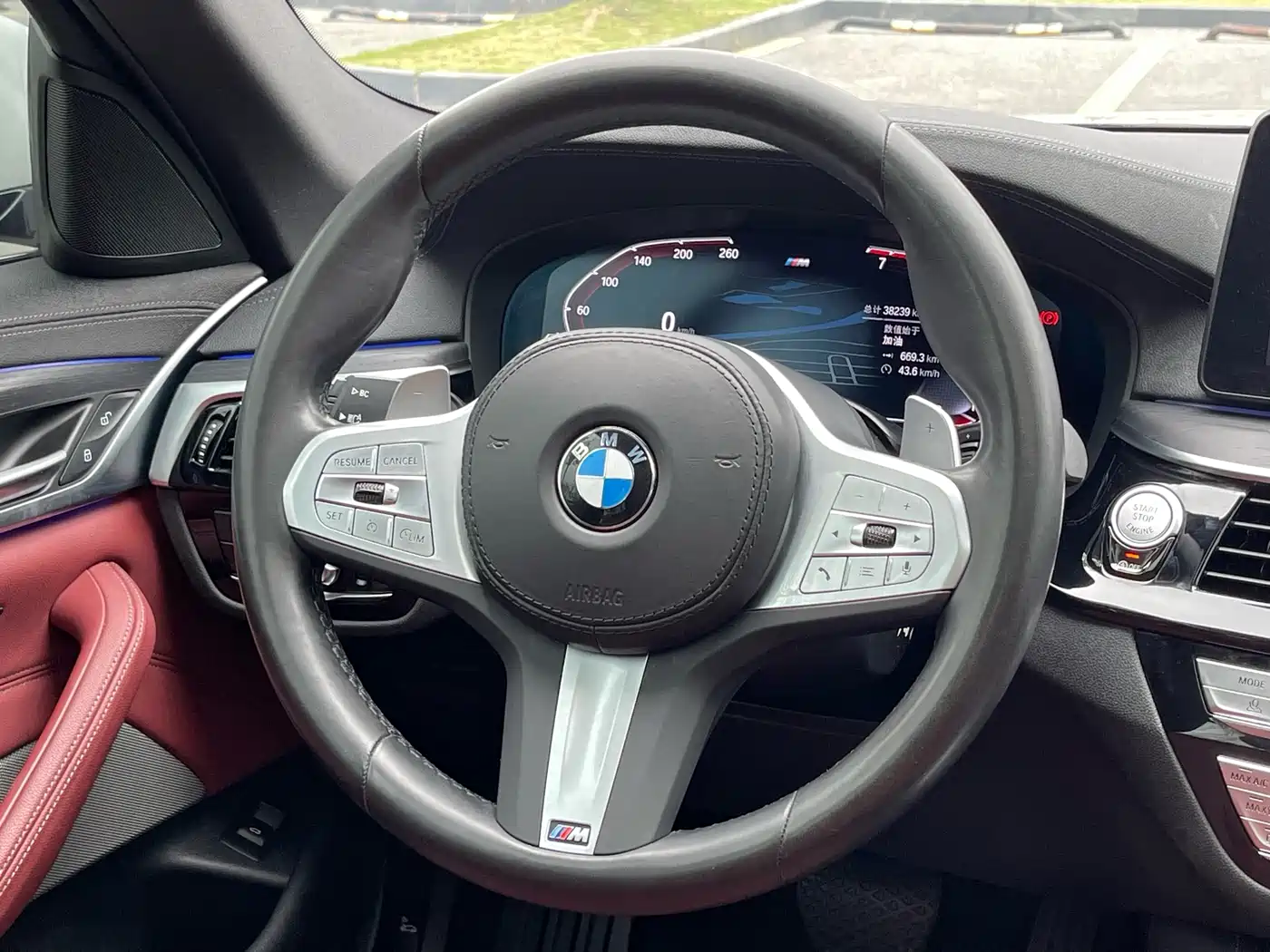 BMW 5 Series 2023 530Li Leading M Sport Package фото 22