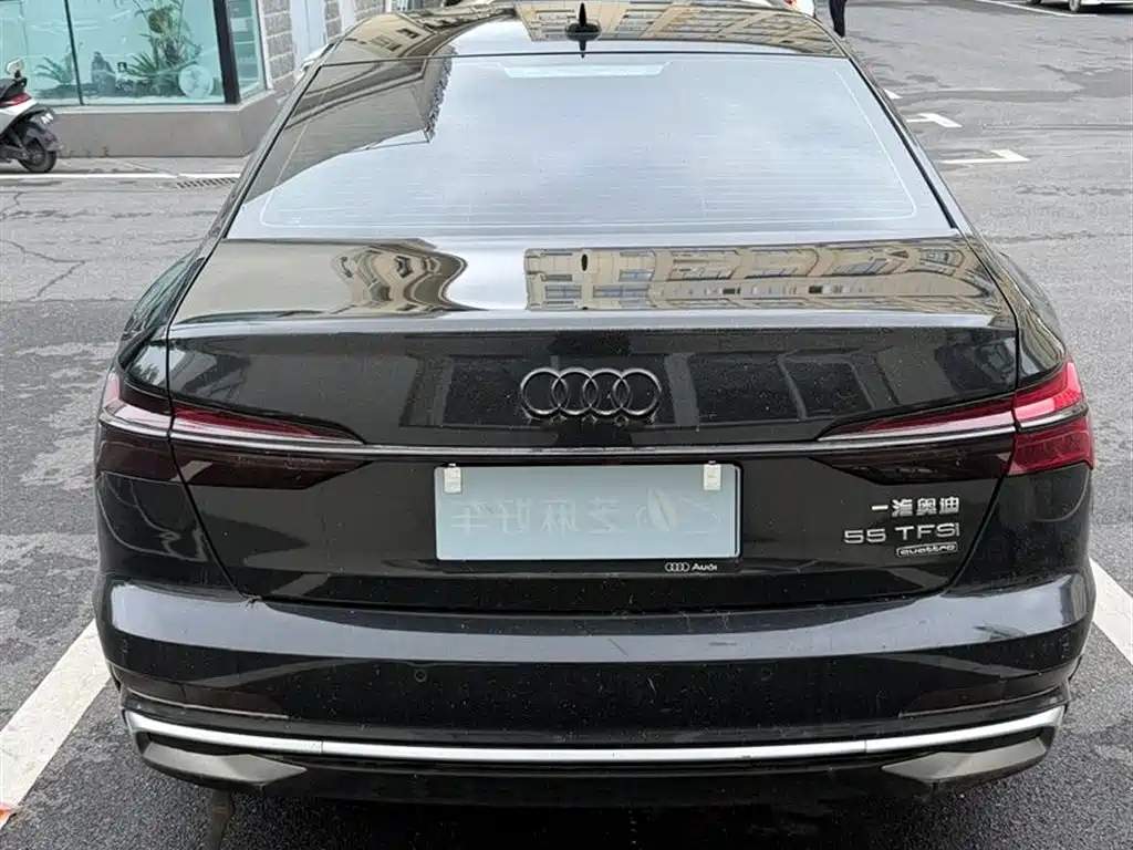 Audi A6L 2023 55 TFSI quattro Exclusive Elegance фото 7