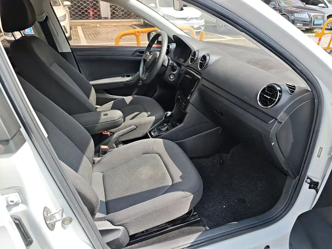 Volkswagen Jetta 2019 Dream Edition 1.5L Auto Fashion фото 11