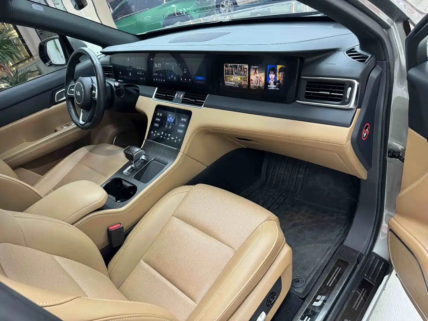 Фото 8 - Li Auto Li ONE