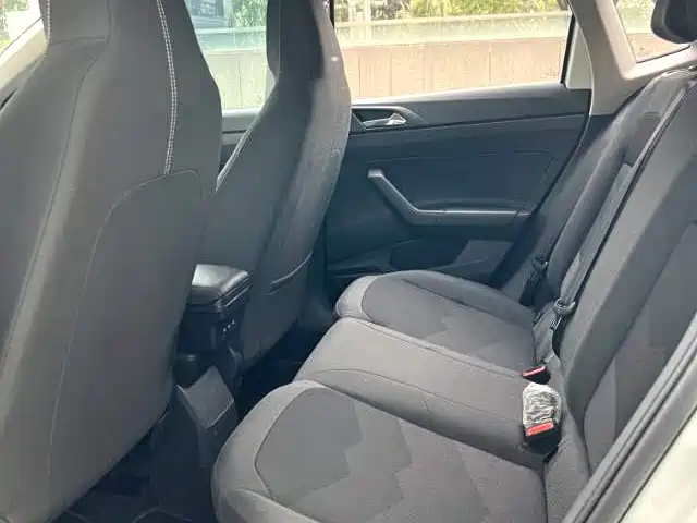 Volkswagen Polo 2023 Facelift Plus 1.5L Auto Joyful Living Edition фото 5