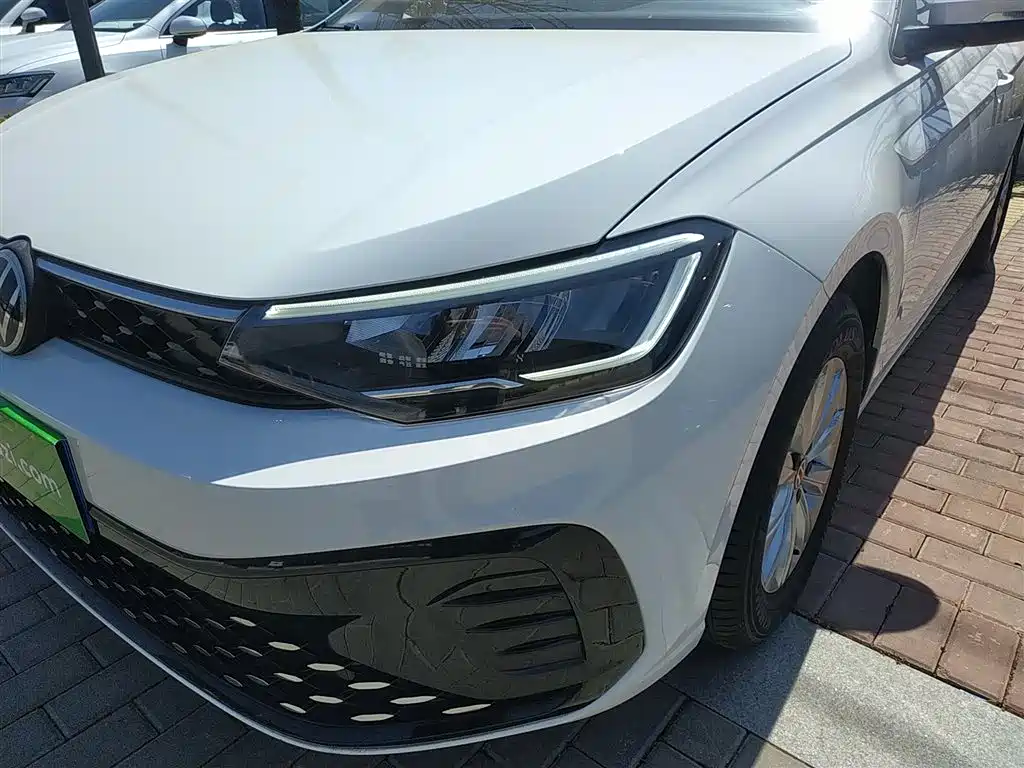 Volkswagen Lavida 2023 New Sharp 1.5L Auto Premium Edition фото 24