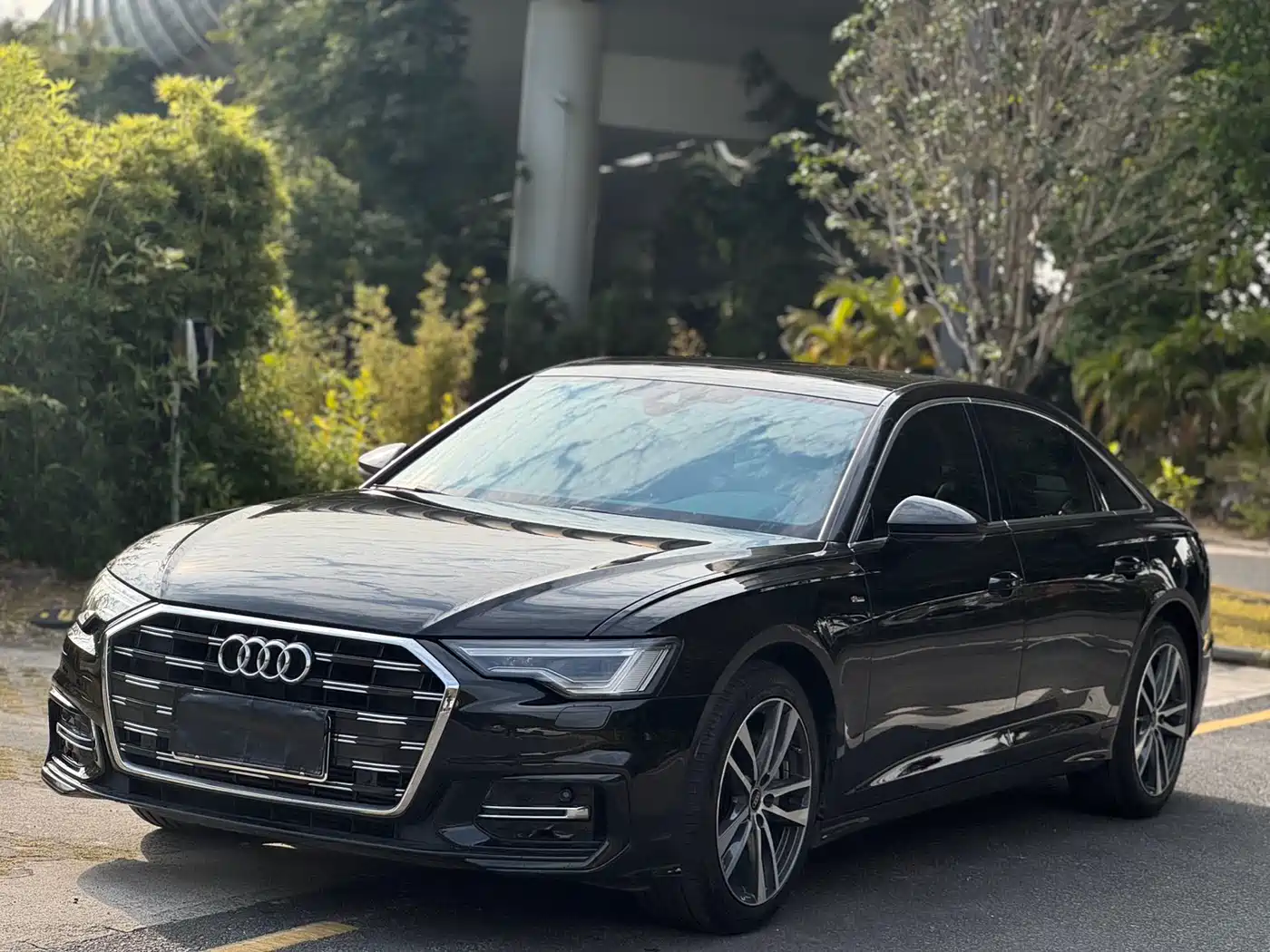 Audi A6L 2023 40 TFSI Luxury Dynamic фото 3