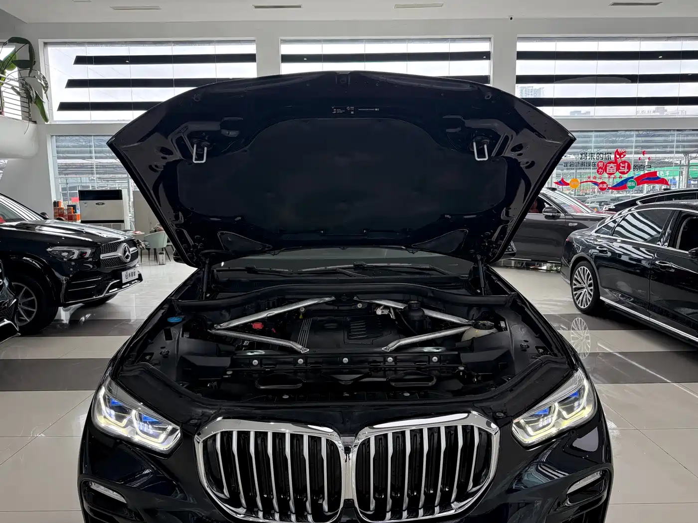 BMW X5 (Import) 2019 xDrive40i M Sport Package фото 17
