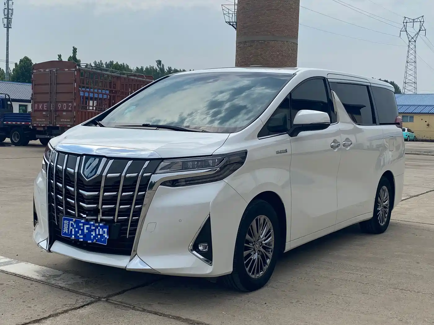 Toyota Alphard 2020 Hybrid 2.5L Gold Special Edition
